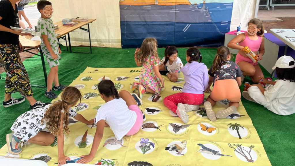 Juegos de educación ambiental de Fundación Canarina en Puerto de la Cruz
